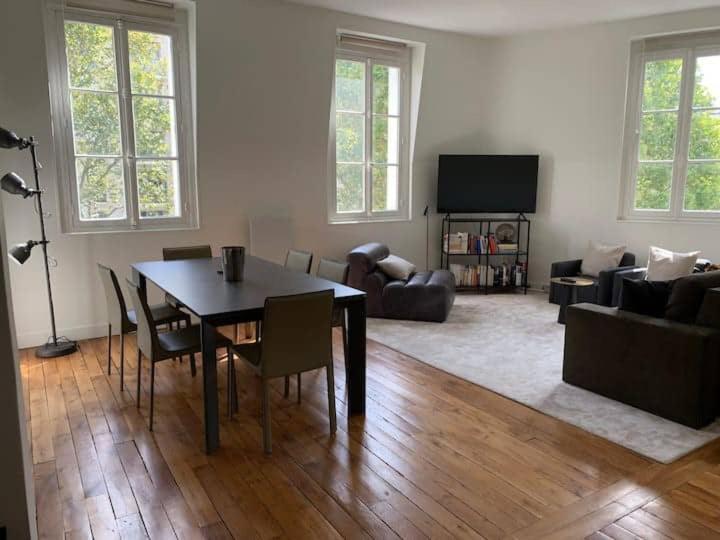 Appartement 3 Chambres Paris 7E ภายนอก รูปภาพ